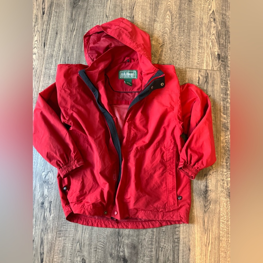 L. L. bean Meshed Lined Rain Jacket